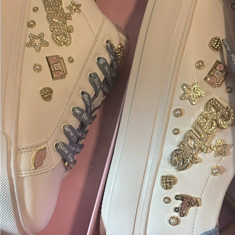 - Barbie ALDo new in box size 9 and size 6.5 white women’s shoes - Picture 6 of 7